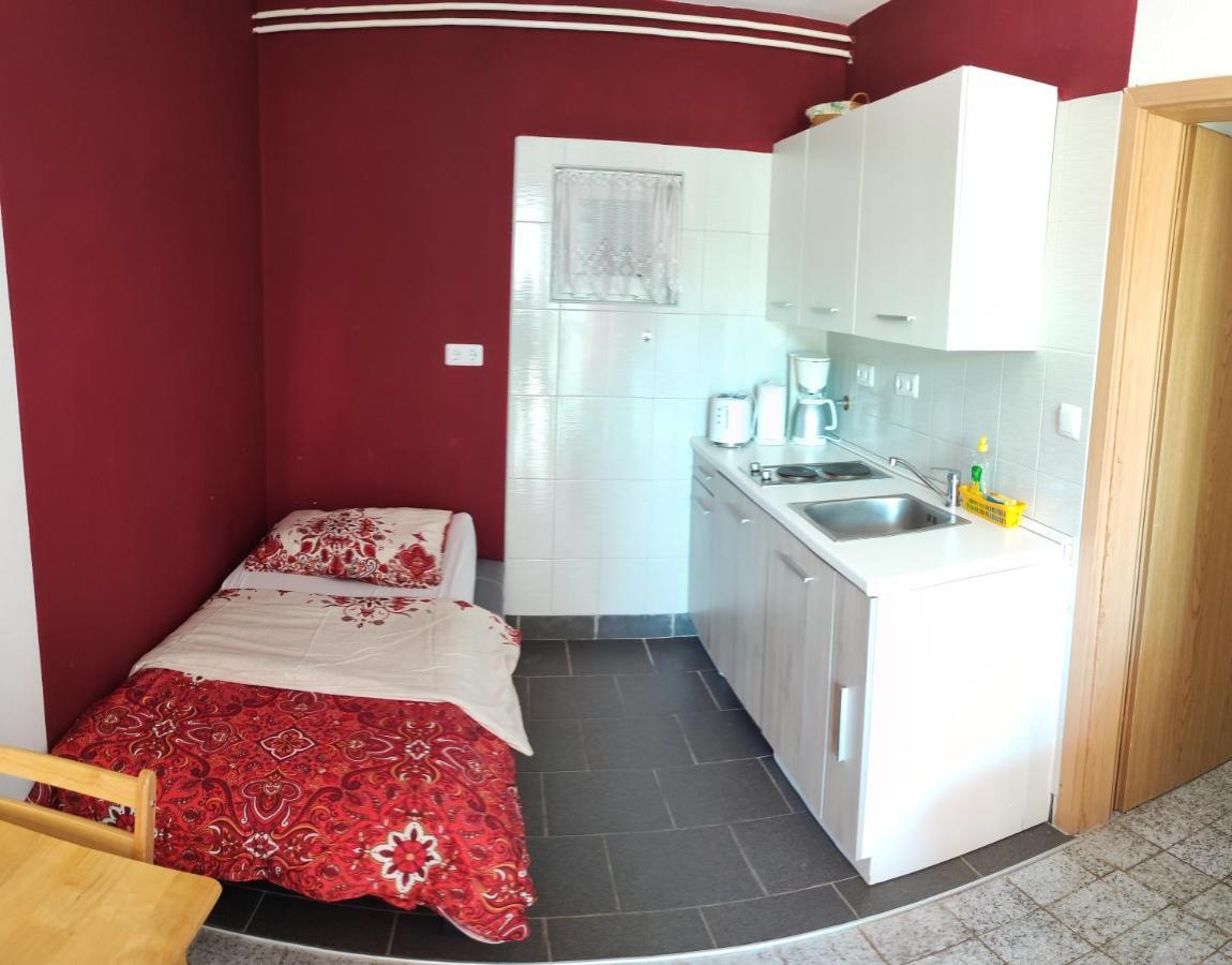 Apartmani Sabira Novi Vinodolski Exterior foto